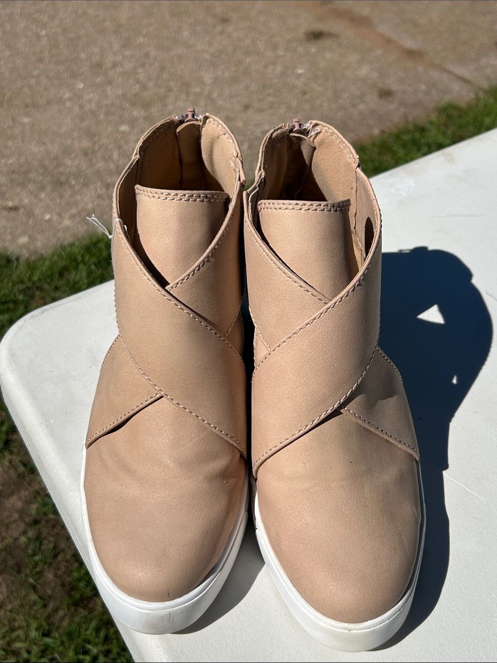 Maurices Gloria  Women's Crisscross Slip-On Sneakers - Nude Blush Size 8.5